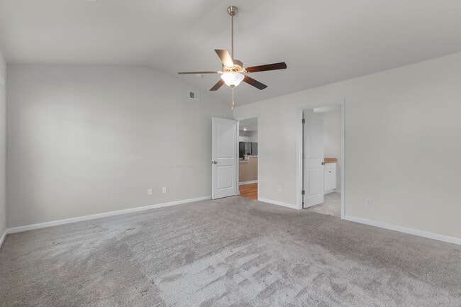Building Photo - 672 Penfolds Wy