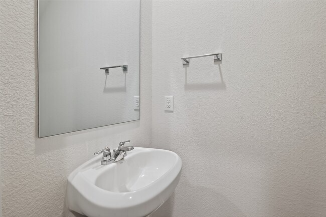 Building Photo - 8538 Blueberry Ash St