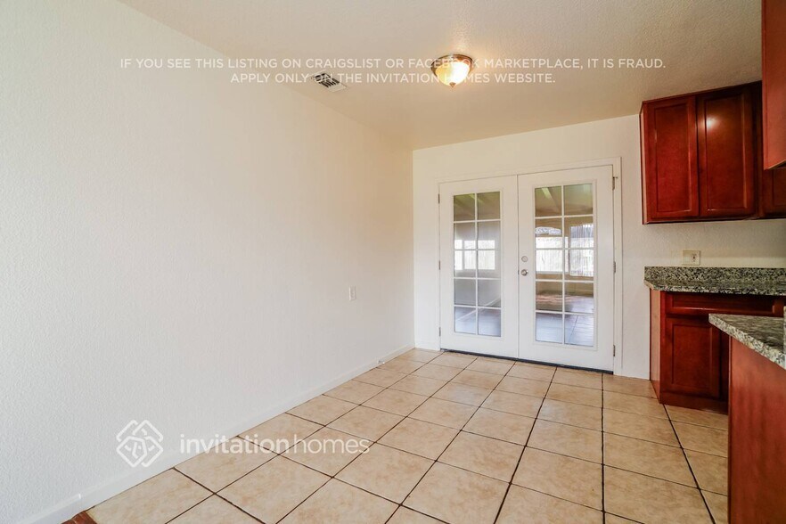 Building Photo - 2124 Winafred St