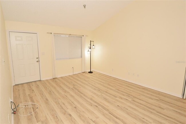 Building Photo - 10265 Gandy Blvd N