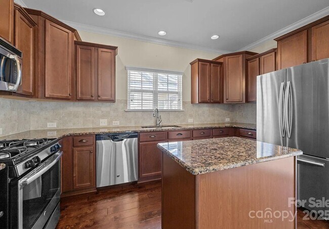 Building Photo - 11222 Lazio Ln