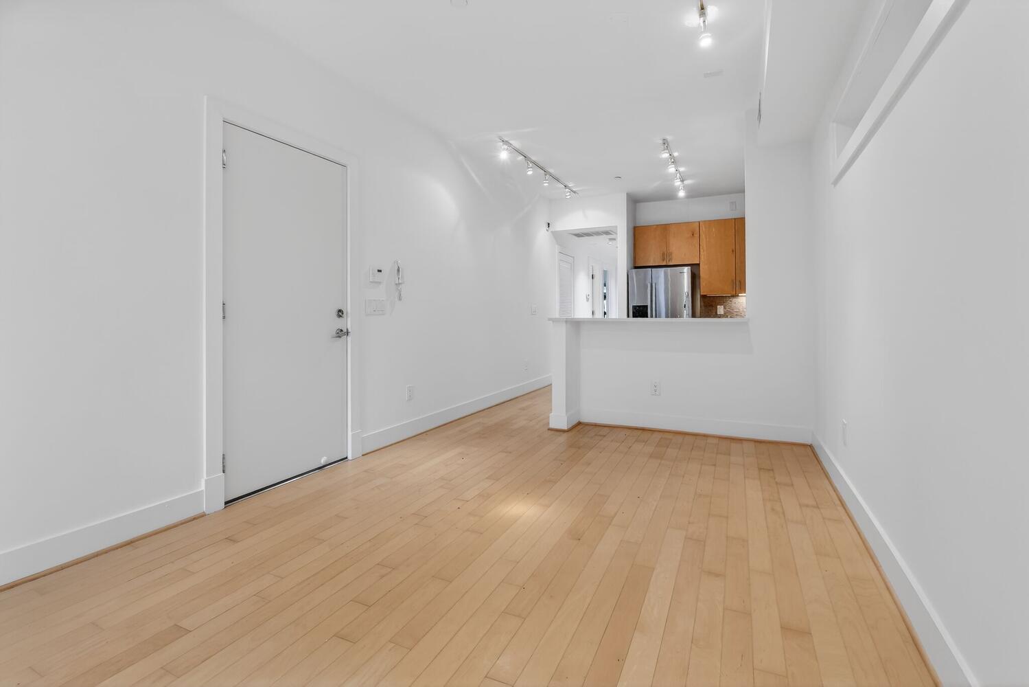 Building Photo - 1503 11th St NW