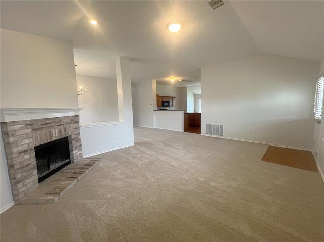 Building Photo - 1616 Logan Dr
