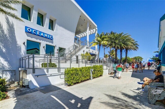 Building Photo - 133 N Pompano Beach Blvd