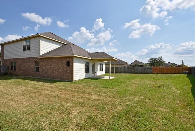 Building Photo - 4050 Calaway Oaks Ln