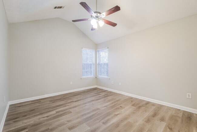 Building Photo - 2812 Country Farms Ct