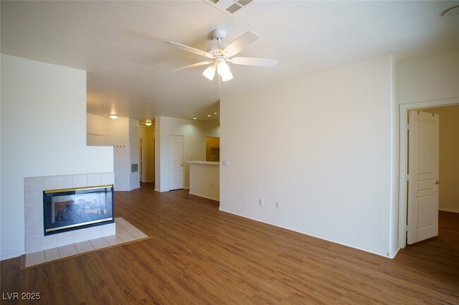 Building Photo - 1000 Duckhorn Ct