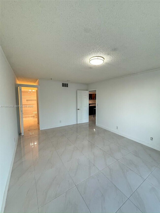 Building Photo - 7051 Environ Blvd