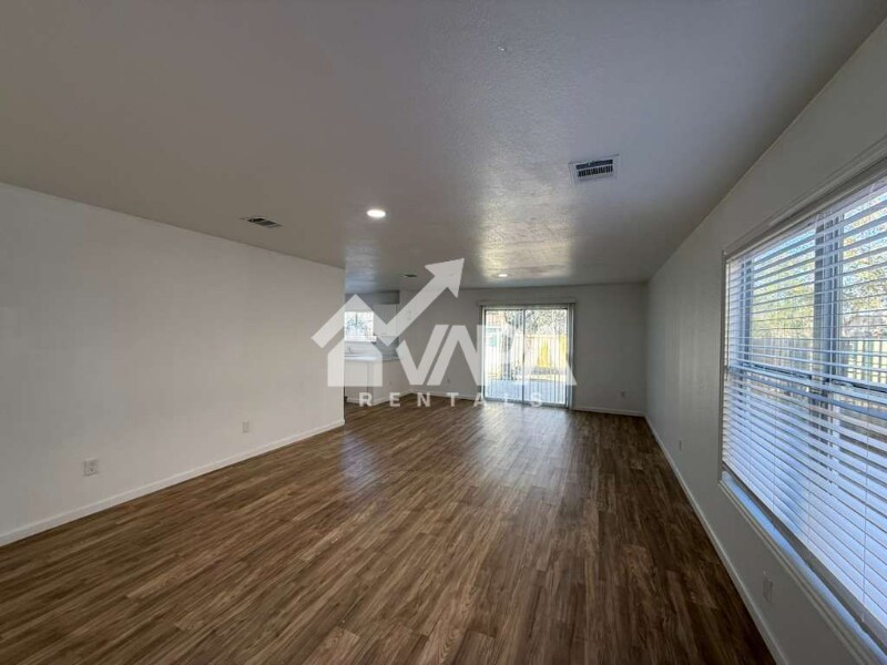 Building Photo - 10147 Sundrop Pass