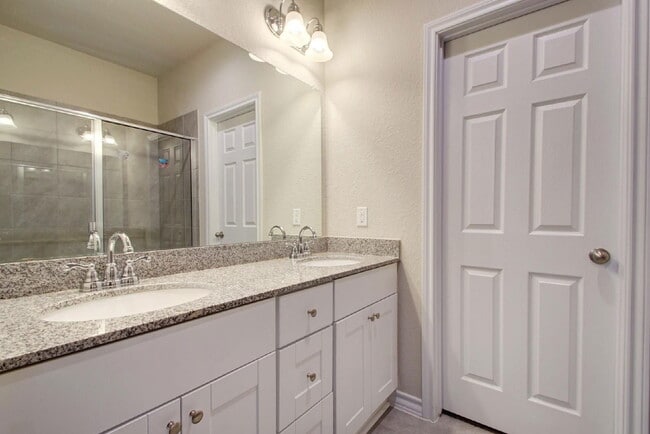 Building Photo - 11709 Prado Ranch Blvd