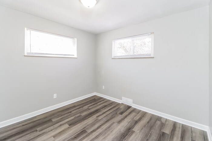 Building Photo - 1206 Toluca Ct