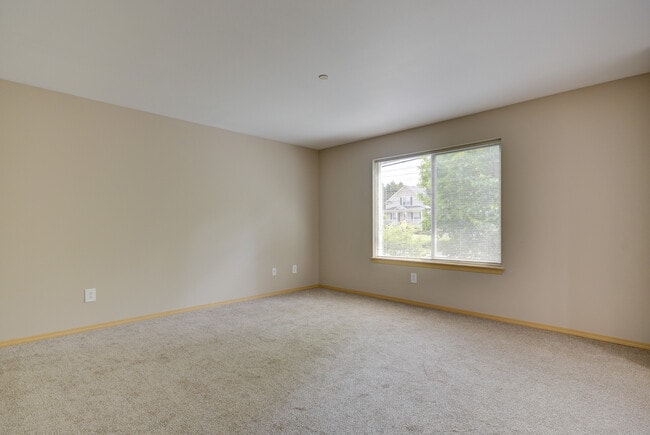 Building Photo - Two Bedroom Condo in Summerwind *$200 off ...