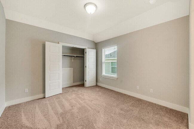 Building Photo - 8325 Paola St