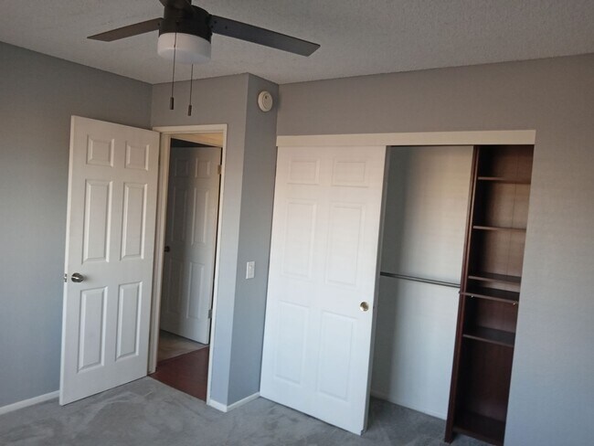 Building Photo - 3 Bedroom 2 bath Home in 29 Palms