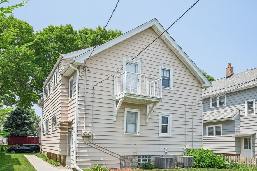 Building Photo - 2170 S 64th St