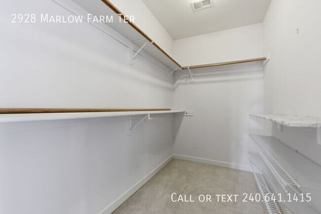 Building Photo - 2928 Marlow Farm Terrace