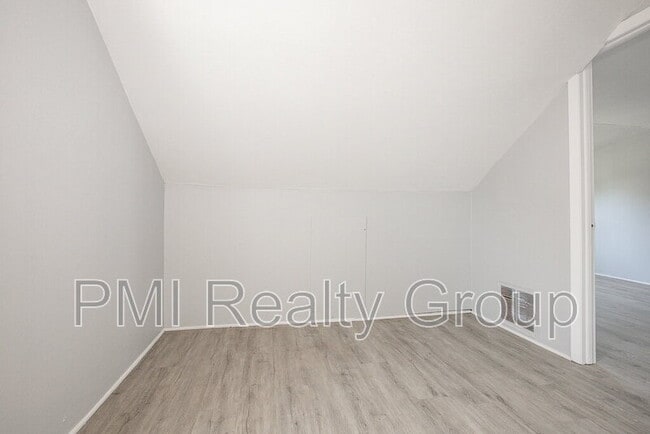 Building Photo - 16905 Palda Dr