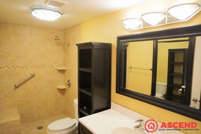 Building Photo - Beautiful Home Located in Rosedale!