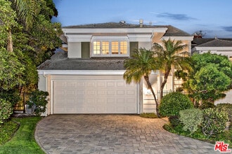 Building Photo - 12557 The Vista