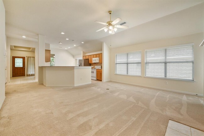 Building Photo - 146 S Veranda Ridge Dr