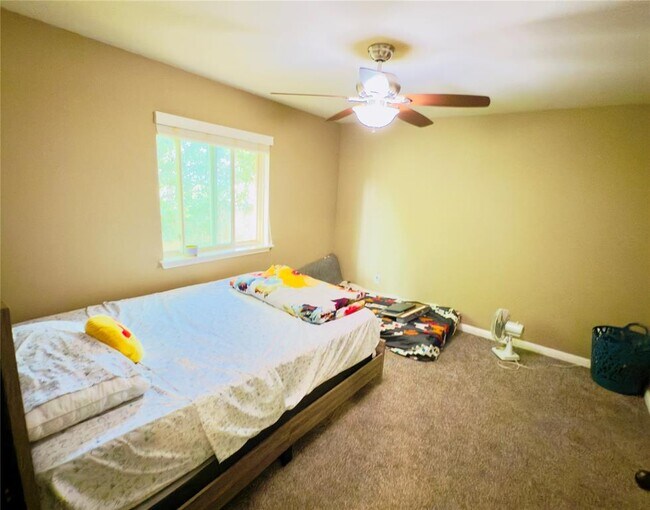 Building Photo - 209 Monahans Dr