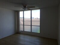 Building Photo - Newly Renovated 2 Bedroom Makiki Apartment...