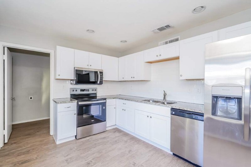 Building Photo - 4736 Scots Briar Ln