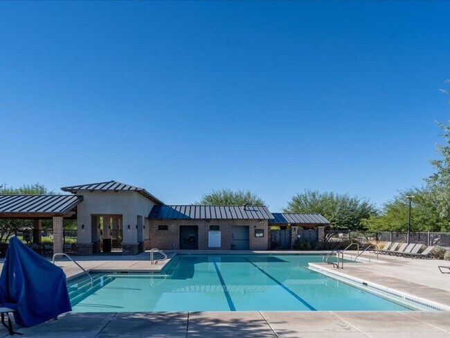 Building Photo - 7441 Via Casa Elegante