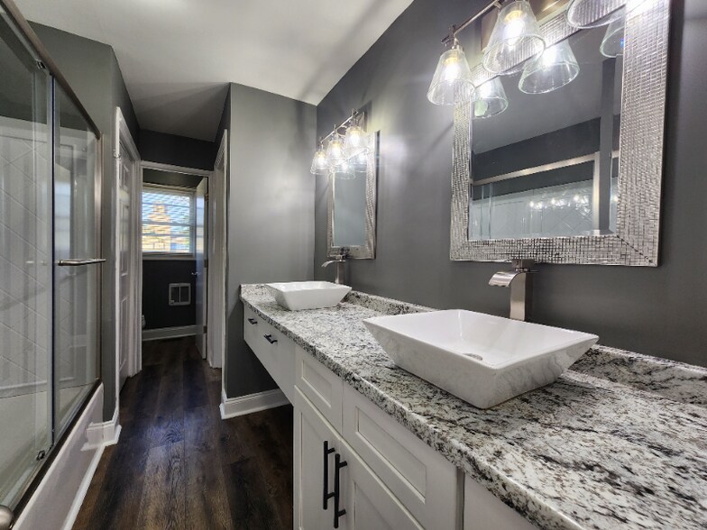 Building Photo - 216 McGarity St