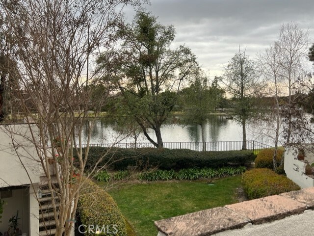 Building Photo - 57 Brisa Del Lago