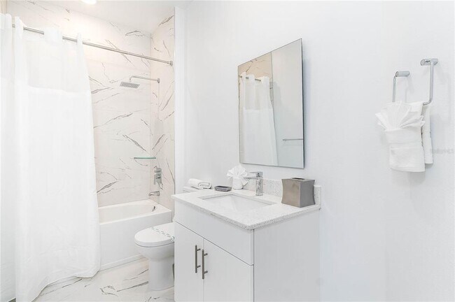 Building Photo - 356 Famagusta Dr