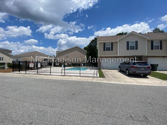 Building Photo - 25 Abaco Ct