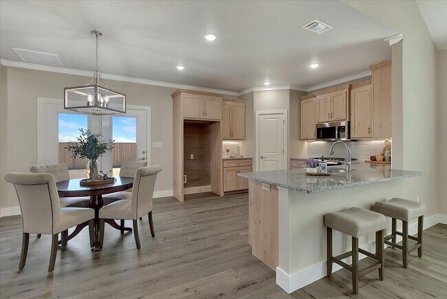 Building Photo - 136 Calvin Dr