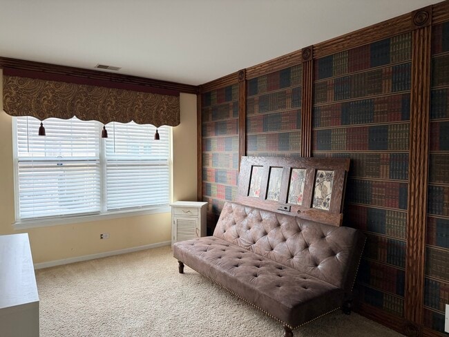 Building Photo - 1804 Crenshaw Cir