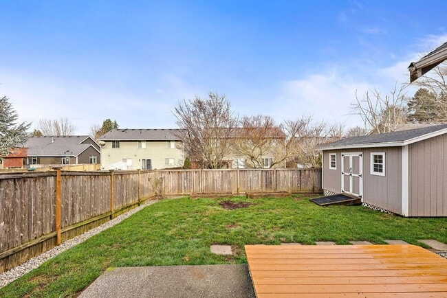 Building Photo - Beautiful Single-Story Olympia Home with Dog Wash, Garden Beds & Thoughtful Layout
