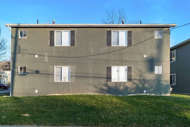 Building Photo - 1304 Courtland Ave