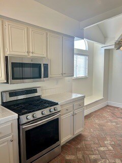 Building Photo - 455 Kennerick Ln