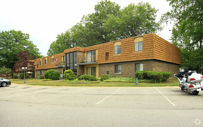 Building Photo - The Trenton Place