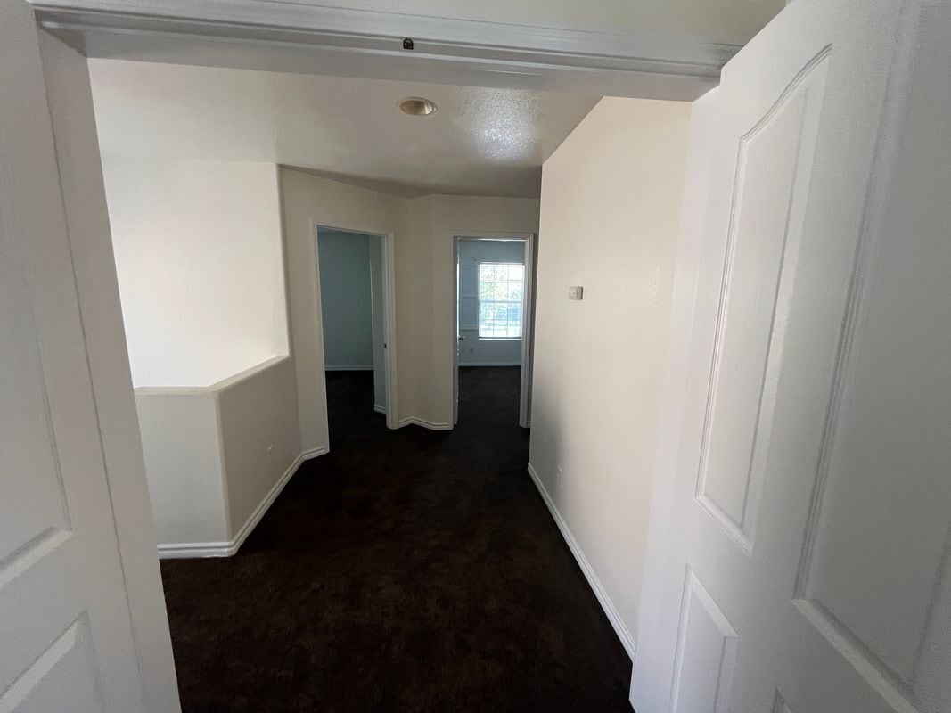 Building Photo - 144 Latente Dr