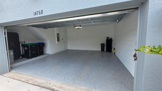 Building Photo - 14768 Field Daisy Dr
