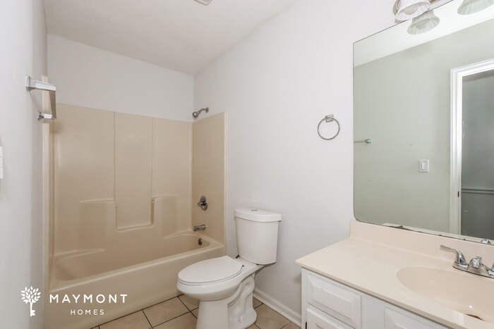 Building Photo - 213 Berkshire Dr