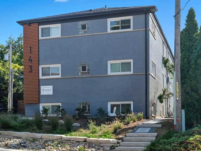 Building Photo - 143 Ann St