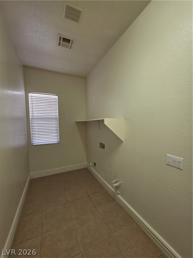 Building Photo - 10717 Refectory Ave