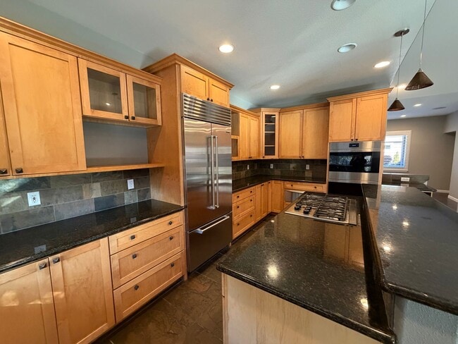 Building Photo - 1199 Manzanita Ln