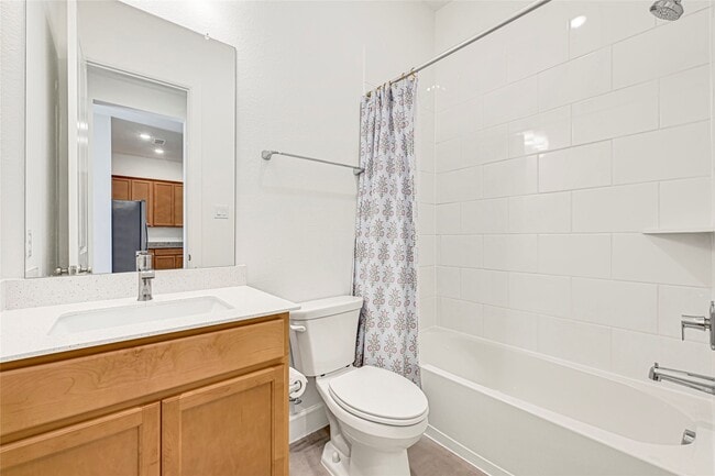 Building Photo - 1510 Park Path Dr