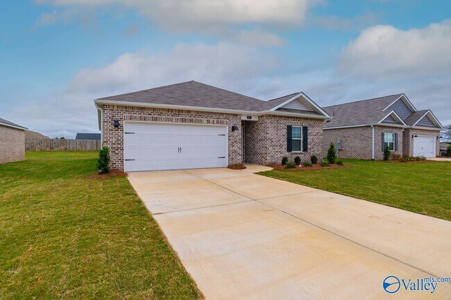 Building Photo - 231 Murphy Ln