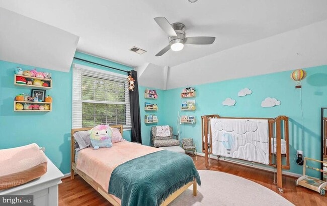 Building Photo - 18505 Cabin Rd