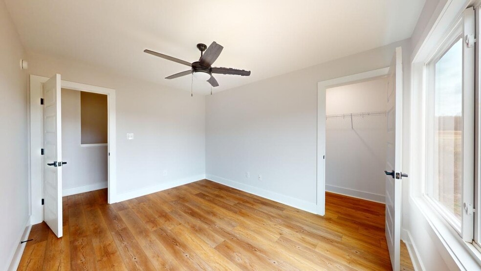 2nd upstairs bedroom - 157 Allure Dr