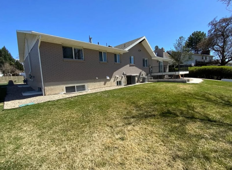 Building Photo - 10454 S Golden Willow Dr