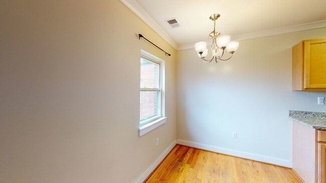 Building Photo - 2615 4th St NE